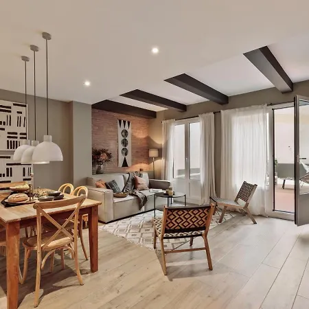 Apartman Chalby - 4 Bedrooms In Eixample Esquerra Barcelona