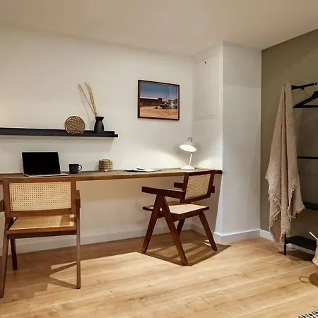 Chalby - 4 Bedrooms In Eixample Esquerra *